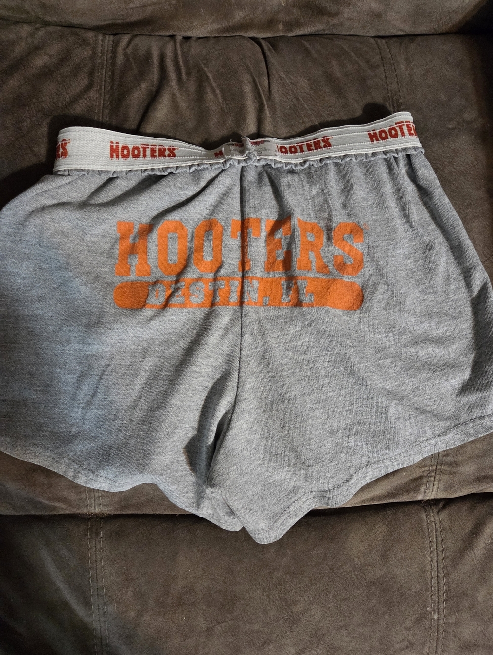 Vintage Y2K Hooters Employee Shorts – DESTIN FL – Small – USA
